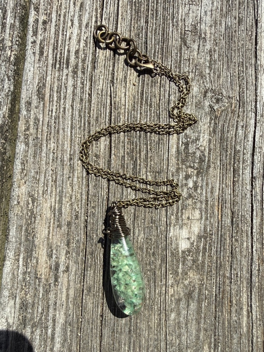 Handcrafted dyed flower resin teardrop pendant necklace